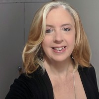 Angie Holbrooks's profile photo