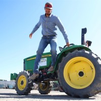 Kingsburg Orchards Employee Jj Lino's profile photo