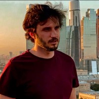 Yanis Mikutsky Email
