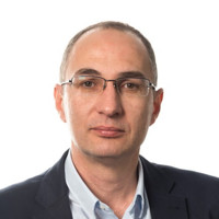 Santiago Simon Email