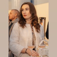 Alessia Bulku Email