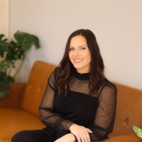 Stacey Santos Email & Phone Number