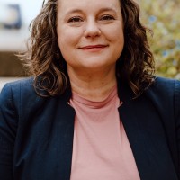 Anna Stearns Email & Phone Number