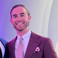 Independent Advisory Employee Luke White's profile photo