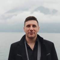 Yevhenii Semendiak Email