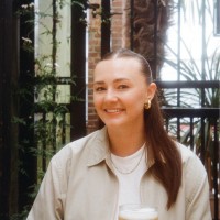 Polly White Email & Phone Number