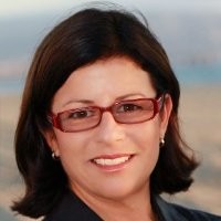 Strand Hill Properties Employee Colleen Cole's profile photo