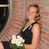 SUTTER MEDICAL CENTER SACRAMENTO Employee Laura Frazier's profile photo