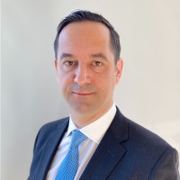 Charles Schwab Employee Peter Holik's profile photo