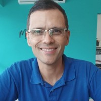Leandro Vaz Email