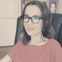 Iulia Constantin Email
