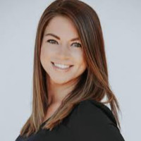 Ayre/Rhinehart Realtors Employee Jen Benner's profile photo