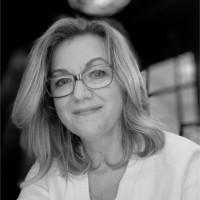 Amy Robinson Email & Phone Number