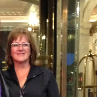 Supreme Office Supplies Employee Tannis Cates's profile photo