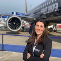 Embraer Employee Vivian Araujo's profile photo