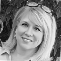 Leslie McCrackin Email & Phone Number