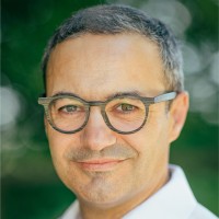 Vasco Costa Email