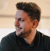 Luke Davies Email