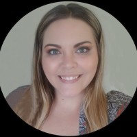 SLATE Employee Lauren Henderson's profile photo
