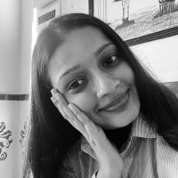 Komal Pathak Email