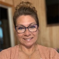Shannon Holmes Email & Phone Number