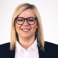 Maike Müller Email
