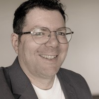 Bob Holt Email & Phone Number