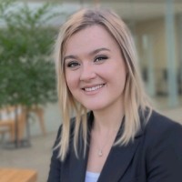 Lisa Stowe Email & Phone Number