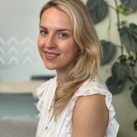 Ara Ake Employee Lowri Swygart's profile photo