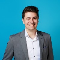 Constantin Meyer Email