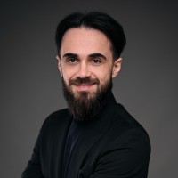 pluria Employee Vlad Vedinas's profile photo