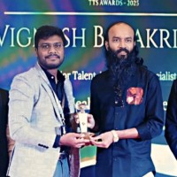 Vignesh Balakrishnan Email