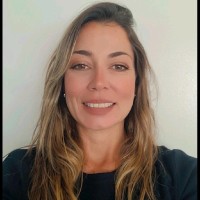 StarMind Employee Débora de Araujo Faria's profile photo