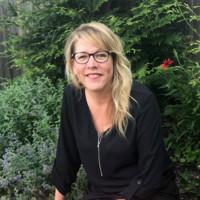 Stacy Walls Email & Phone Number