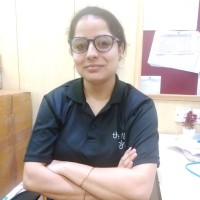 The Rolling Plate Employee Parmeet Kour's profile photo