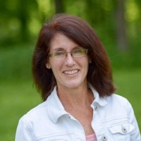 Suzanne Lowe Email & Phone Number