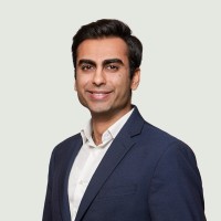 E-mail e número de telefone de Dave Parikh