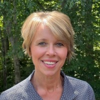 Suzanne Hinchliffe