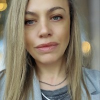 Duygu Kavas Email