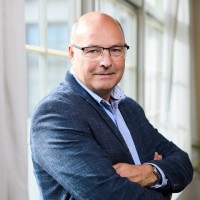 Claus Esmarch Email