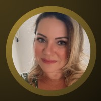 Magna TI Employee Michelle Oliveira's profile photo