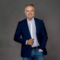 Engelbert Gabriel Email