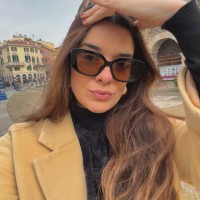 Júlia Pierobom Email