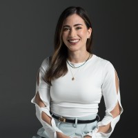 Nicole Colón Email