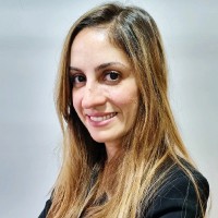 Débora Lunardelli Email