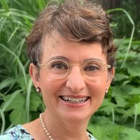 Temple Sinai (Washington, DC) Employee Elise Margosis's profile photo