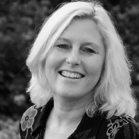 Marjorie van Dooren Email