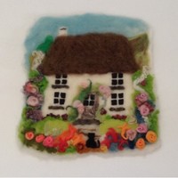 Creative Escapes Employee Sarah Meikle's profile photo