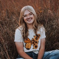 Halle Pedersen Email