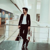 V-Track Employee Moiz Khan's profile photo